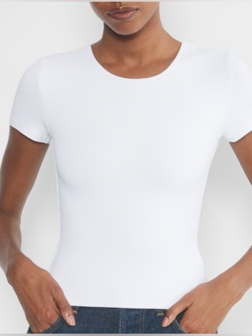 Aritzia Babaton White Contour Crew Tee